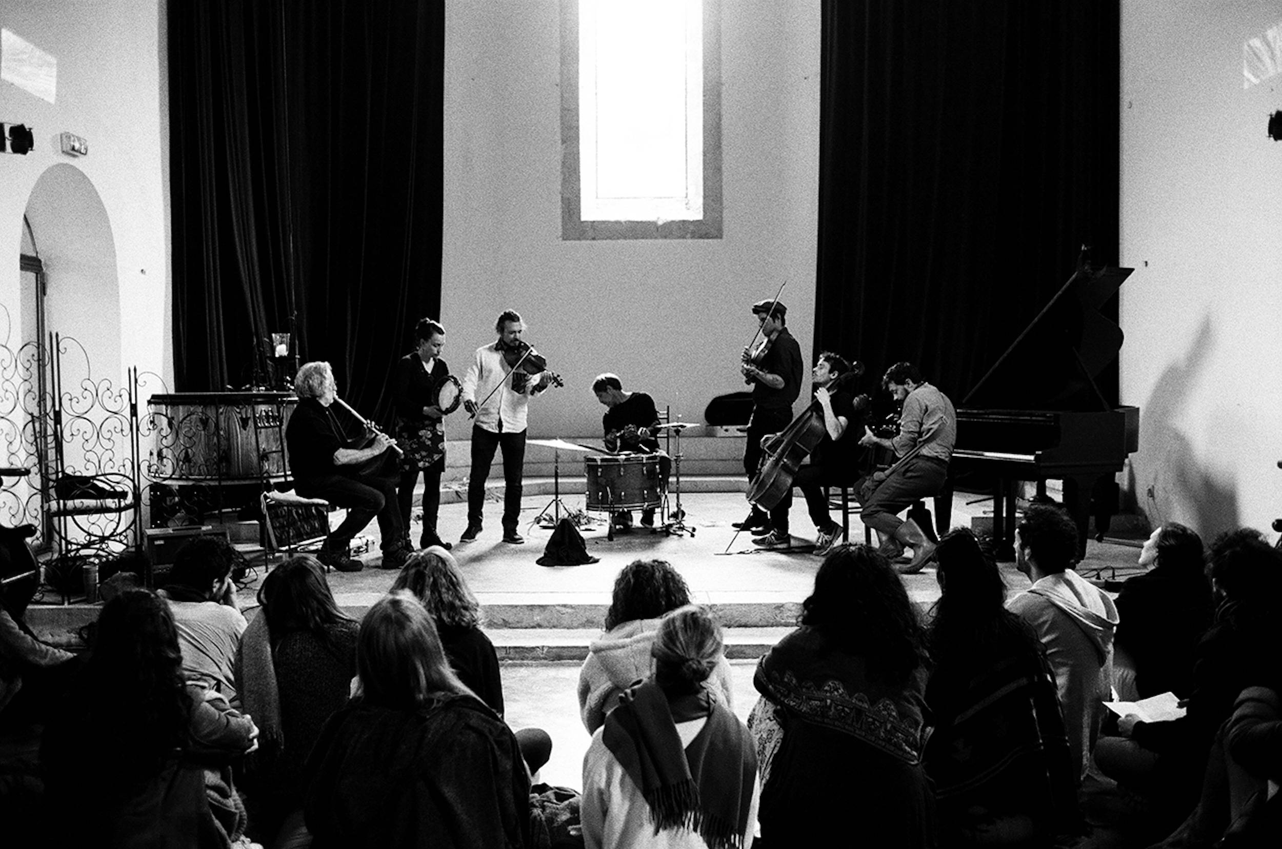 Image de fond - La Symphonie